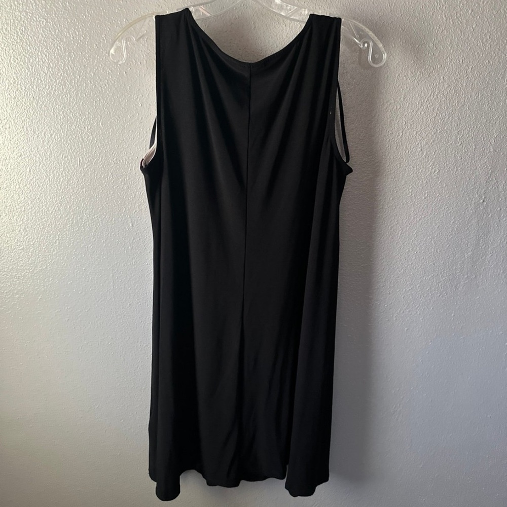 Dress - Picture 2 of 5